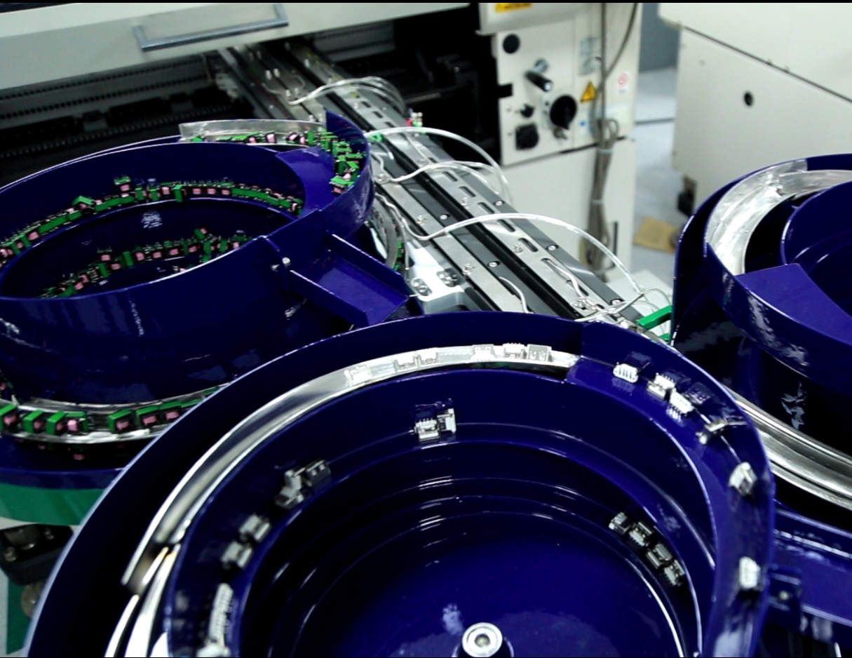 怎么選購PCB板異形插件機才最具性價比？