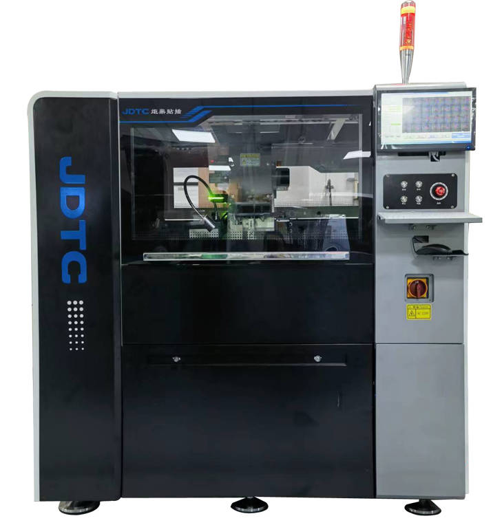 全自動(dòng)散料元件插件機(jī)：制造業(yè)的新助力