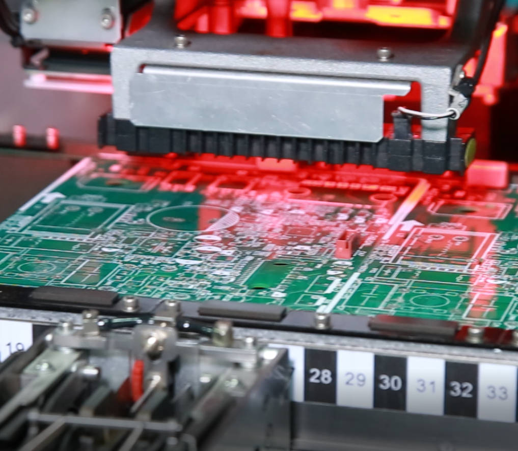 不規則電子元器件自動插件機重塑電子制造的高效與精準