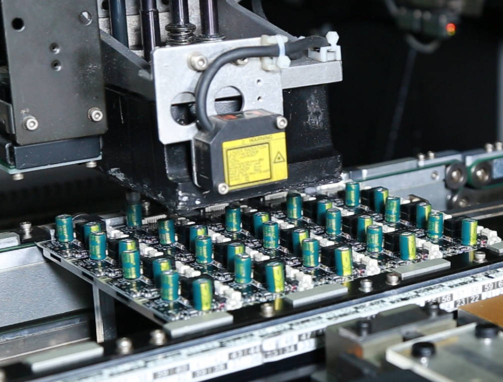 充電器電阻電容變壓器自動插件機邁向智能制造的革新設備